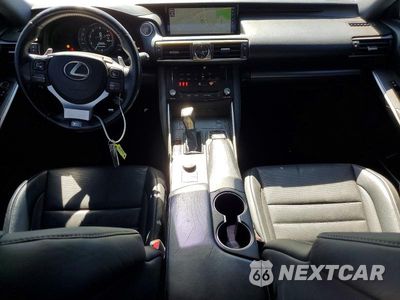 Zdjęcie 8 z 13 samochodu: 2018 LEXUS IS 300 VIN:JTHBA1D29J5065004 - miniatura