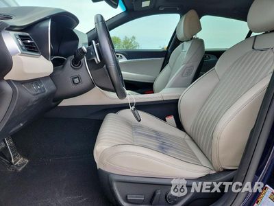 Zdjęcie 7 z 13 samochodu: 2023 GENESIS G70 2.0T VIN:KMTG34TA7PU126118 - miniatura