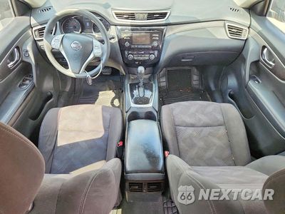 Zdjęcie 8 z 13 samochodu: 2015 NISSAN ROGUE SV VIN:KNMAT2MV0FP518882 - miniatura