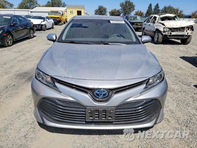 Piąte zdjęcie samochodu w środku: 2020 TOYOTA CAMRY LE VIN:4T1C31AK0LU522758 - miniatura