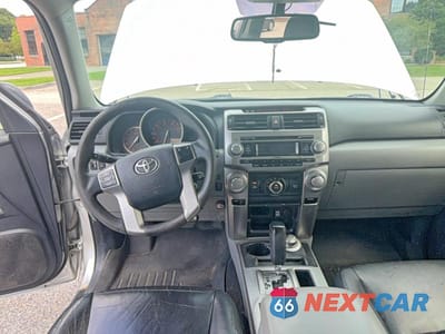 Zdjęcie 9 z 11 samochodu: 2013 TOYOTA 4RUNNER SR5 VIN:JTEBU5JR7D5129977 - miniatura