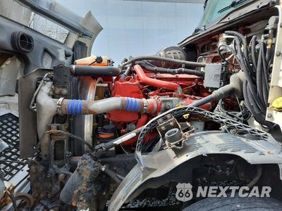 Zdjęcie 10 z 12 samochodu: 2016 VOLVO VNL SEMI TRUCK VIN:4V4N39TG6GN965649 - miniatura