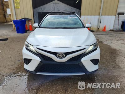 Piąte zdjęcie samochodu w środku: 2019 TOYOTA CAMRY XSE VIN:4T1B61HKXKU847926 - miniatura