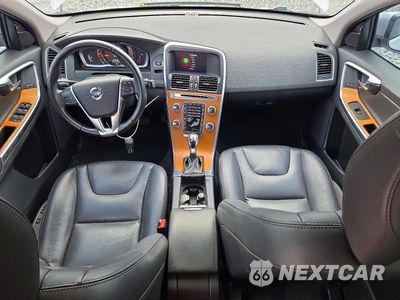 Zdjęcie 8 z 12 samochodu: 2017 VOLVO XC60 T5 INSCRIPTION VIN:YV440MDU3H2147254 - miniatura