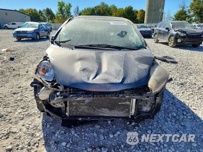 Piąte zdjęcie samochodu w środku: 2012 HONDA FIT VIN:JHMGE8H38CC017188 - miniatura