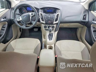 Zdjęcie 8 z 12 samochodu: 2013 FORD FOCUS SE VIN:1FADP3F29DL207651 - miniatura