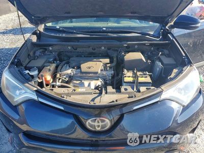 Zdjęcie 12 z 13 samochodu: 2018 TOYOTA RAV4 XLE VIN:JTMRFREV7JJ254332 - miniatura