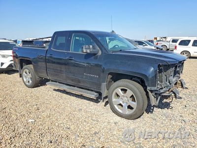 Czwarte zdjęcie samochodu z boku: 2017 CHEVROLET SILVERADO K1500 LT VIN:1GCVKRECXHZ224391 - miniatura