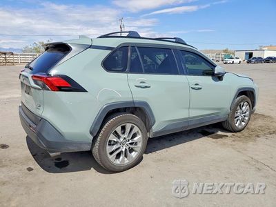Trzecie zdjęcie samochodu z tyłu: 2021 TOYOTA RAV4 XLE PREMIUM VIN:JTMA1RFV5MD076837 - miniatura