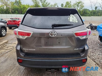 Zdjęcie 6 z 13 samochodu: 2015 TOYOTA HIGHLANDER XLE VIN:5TDJKRFH9FS120501 - miniatura