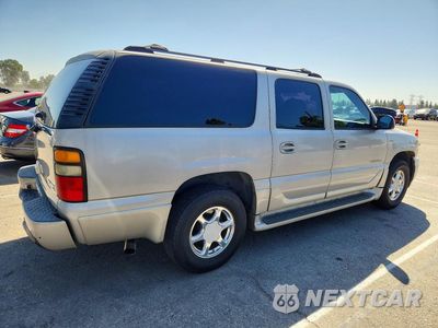 Trzecie zdjęcie samochodu z tyłu: 2005 GMC YUKON XL DENALI VIN:1GKFK66U05J217362 - miniatura