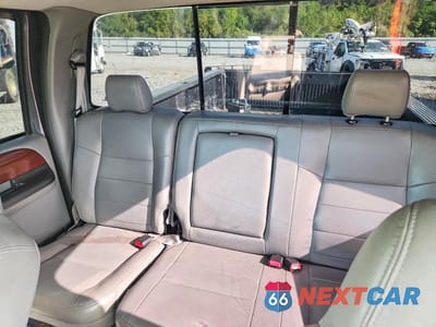 Zdjęcie 10 z 13 samochodu: 2006 FORD F350 SUPER DUTY VIN:1FTWW33P26EB85893 - miniatura