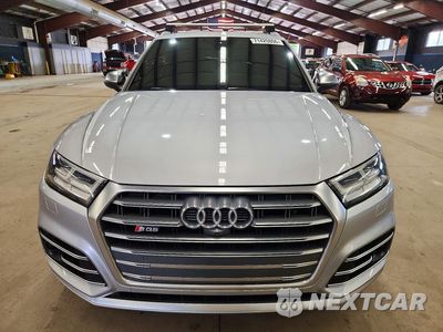 Piąte zdjęcie samochodu w środku: 2018 AUDI SQ5 PRESTIGE VIN:WA1C4AFY7J2141054 - miniatura