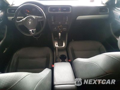 Zdjęcie 8 z 12 samochodu: 2011 VOLKSWAGEN JETTA TDI VIN:3VWLL7AJ7BM116846 - miniatura