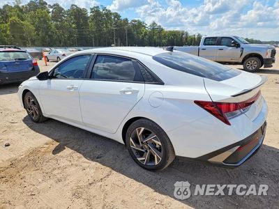 Drugie zdjęcie samochodu z przodu: 2025 HYUNDAI ELANTRA SEL SPORT VIN:KMHLM4DG4SU056899 - miniatura