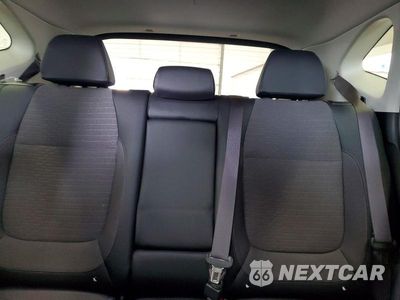 Zdjęcie 10 z 13 samochodu: 2022 KIA SELTOS S VIN:KNDEU2AAXN7260062 - miniatura