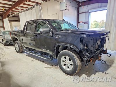 Czwarte zdjęcie samochodu z boku: 2019 GMC SIERRA K1500 SLE VIN:1GTU9BED1KZ308999 - miniatura