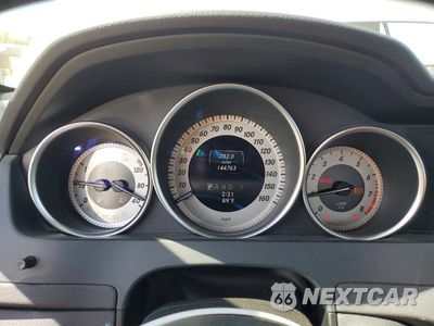 Zdjęcie 9 z 12 samochodu: 2014 MERCEDES-BENZ C 250 VIN:WDDGF4HB1EA956041 - miniatura