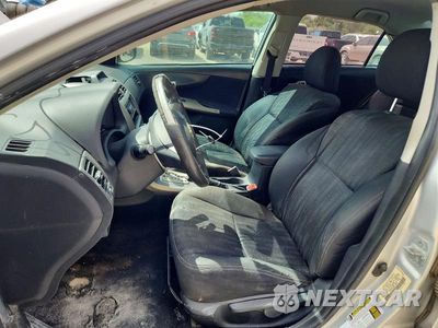 Zdjęcie 7 z 12 samochodu: 2013 TOYOTA COROLLA S VIN:5YFBU4EE6DP130787 - miniatura