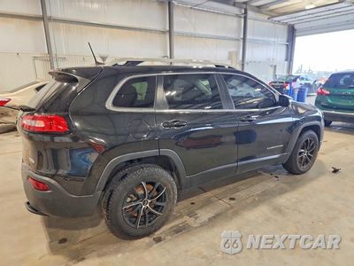 Trzecie zdjęcie samochodu z tyłu: 2016 JEEP CHEROKEE LATITUDE VIN:1C4PJMCB4GW301376 - miniatura
