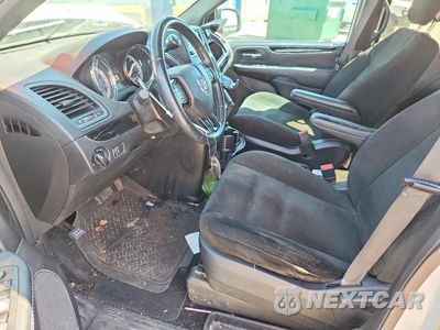 Zdjęcie 7 z 12 samochodu: 2015 DODGE GRAND CARAVAN SE VIN:2C4RDGBG0FR687719 - miniatura