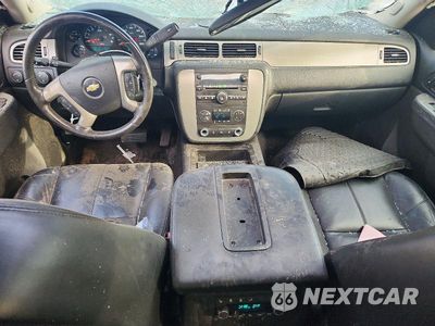 Zdjęcie 8 z 13 samochodu: 2011 CHEVROLET TAHOE K1500 LT VIN:1GNSKBE09BR273841 - miniatura