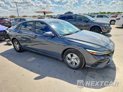 Czwarte zdjęcie samochodu z boku: 2026 HYUNDAI ELANTRA SE VIN:KMHLL4DG8TU139076 - miniatura