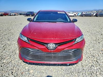 Piąte zdjęcie samochodu w środku: 2018 TOYOTA CAMRY LE VIN:4T1B11HK3JU621059 - miniatura