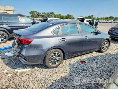 Trzecie zdjęcie samochodu z tyłu: 2024 KIA FORTE LXS VIN:3KPF24AD5RE827719 - miniatura