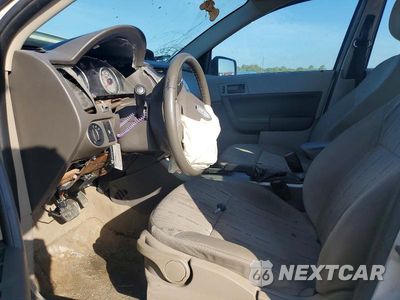 Zdjęcie 7 z 13 samochodu: 2011 FORD FOCUS SE VIN:1FAHP3FN2BW130399 - miniatura