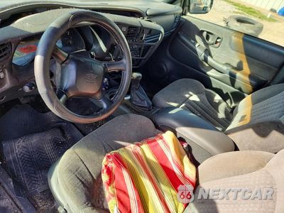 Zdjęcie 8 z 12 samochodu: 2002 CHEVROLET BLAZER VIN:1GNCT18W72K194477 - miniatura