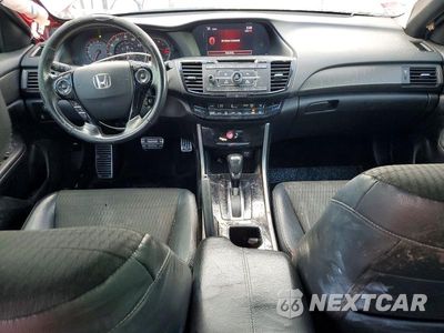Zdjęcie 8 z 13 samochodu: 2017 HONDA ACCORD SPORT VIN:1HGCR2F57HA292996 - miniatura
