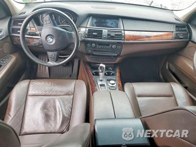 Zdjęcie 8 z 12 samochodu: 2007 BMW X5 4.8I VIN:5UXFE83577LZ42359 - miniatura