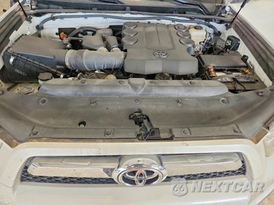 Zdjęcie 12 z 13 samochodu: 2010 TOYOTA 4RUNNER SR5 VIN:JTEBU5JR3A5013297 - miniatura