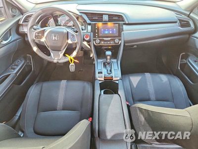Zdjęcie 8 z 13 samochodu: 2018 HONDA CIVIC EX VIN:2HGFC2F72JH529577 - miniatura