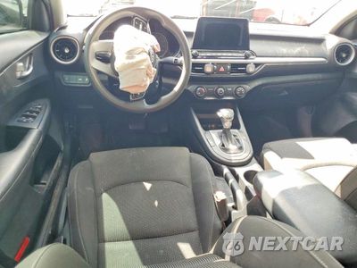 Zdjęcie 8 z 13 samochodu: 2021 KIA FORTE LXS VIN:3KPF24ADXME290645 - miniatura