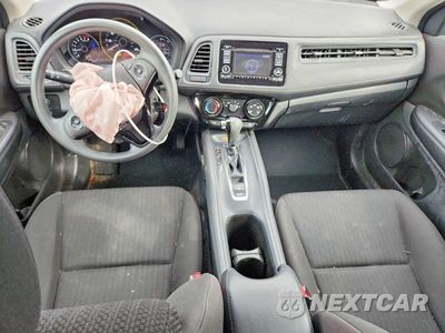 Zdjęcie 8 z 12 samochodu: 2018 HONDA HR-V LX VIN:3CZRU5H35JM706249 - miniatura