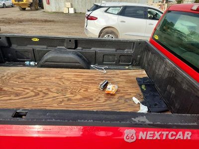 Zdjęcie 10 z 12 samochodu: 2006 CHEVROLET SILVERADO K1500 VIN:3GCEK14V86G170493 - miniatura
