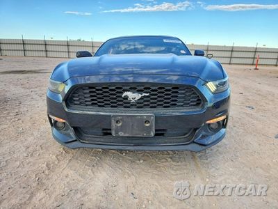 Piąte zdjęcie samochodu w środku: 2015 FORD MUSTANG VIN:1FA6P8AM5F5318607 - miniatura