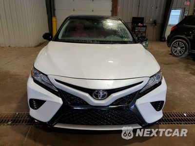 Piąte zdjęcie samochodu w środku: 2020 TOYOTA CAMRY XSE VIN:4T1K61AK6LU381004 - miniatura