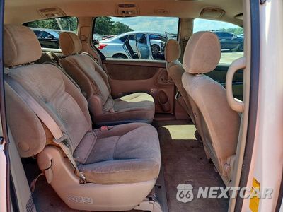 Zdjęcie 11 z 13 samochodu: 2008 TOYOTA SIENNA LE 7-PASSENGER VIN:5TDZK23C48S102722 - miniatura
