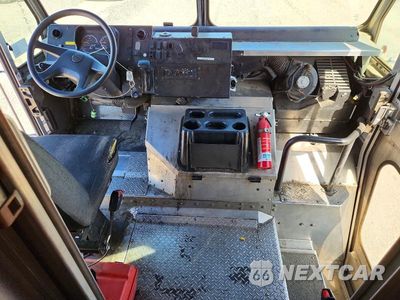 Zdjęcie 8 z 13 samochodu: 2020 FREIGHTLINER MT45G CHASSIS DELIVERY TRUCK VIN:4UZAC2EA8LCLZ6315 - miniatura