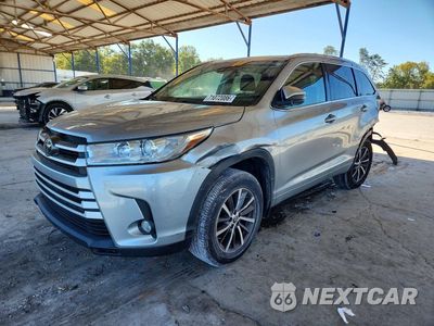 2017 TOYOTA HIGHLANDER XLE 5TDJZRFH7HS365103 - główne zdjęcie licytacji z USA - miniatura