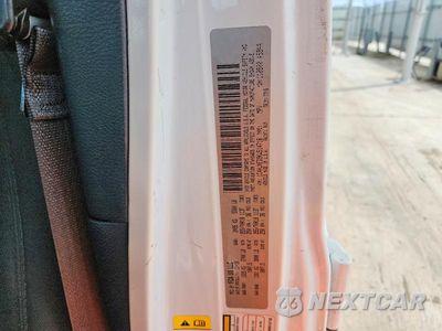 Zdjęcie 12 z 12 samochodu: 2019 JEEP WRANGLER UNLIMITED SAHARA VIN:1C4HJXEG9KW514718 - miniatura