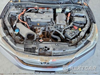 Zdjęcie 11 z 12 samochodu: 2017 HONDA ACCORD HYBRID EXL VIN:JHMCR6F54HC010127 - miniatura