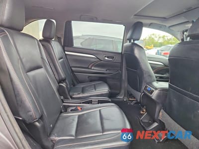Zdjęcie 11 z 13 samochodu: 2015 TOYOTA HIGHLANDER XLE VIN:5TDJKRFH9FS120501 - miniatura