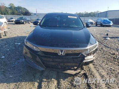 Piąte zdjęcie samochodu w środku: 2018 HONDA ACCORD SPORT VIN:1HGCV1F39JA007614 - miniatura