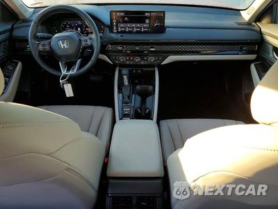Zdjęcie 8 z 13 samochodu: 2024 HONDA ACCORD TOURING HYBRID VIN:1HGCY2F85RA023779 - miniatura