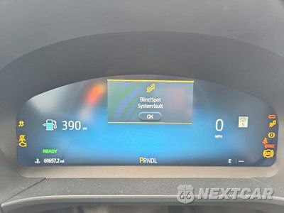 Zdjęcie 9 z 14 samochodu: 2023 FORD ESCAPE PLATINUM VIN:1FMCU0JZ6PUA28883 - miniatura