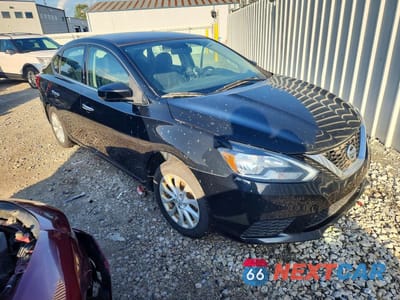Czwarte zdjęcie samochodu z boku: 2018 NISSAN SENTRA SV VIN:3N1AB7AP3JL644196 - miniatura